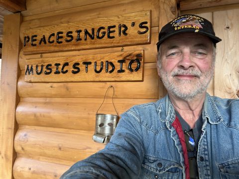 ArtBraendel is Single in EAGLE RIVER, Alaska, 4