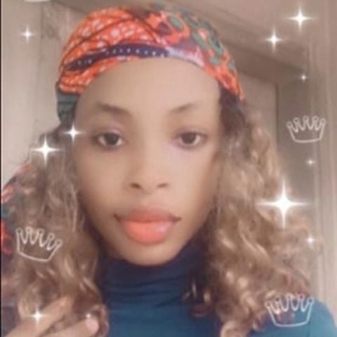 Olivia1999 is Single in London, England, 4