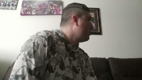 FooTBaLLHeaD is Single in MENOMONEE FALLS, Wisconsin, 4