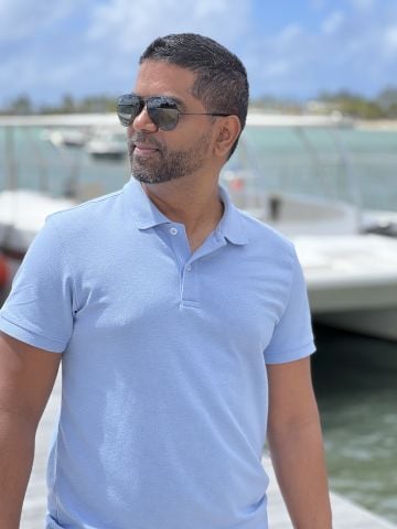 vick_bay is Single in Fredericton, New Brunswick, 4