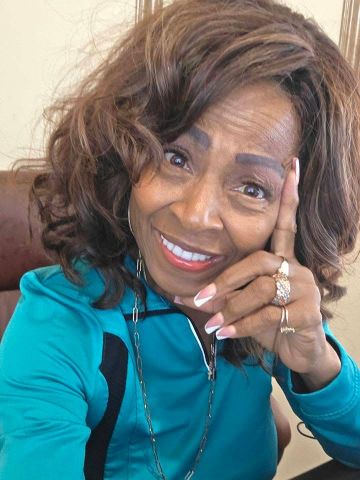 Andrea_me25 is Single in Largo, Florida, 2