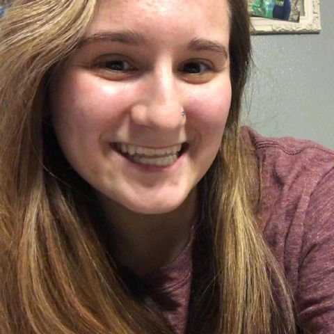 Gloriadell is Single in Philadelphia, Pennsylvania, 2