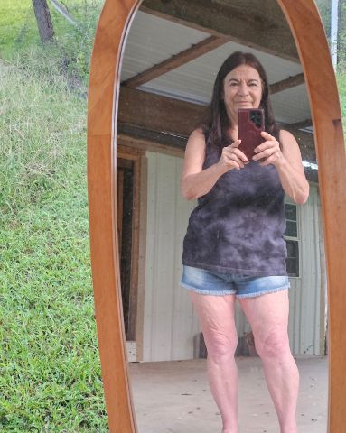 grannyshrimp2 is Single in Hatfield, Arkansas, 2