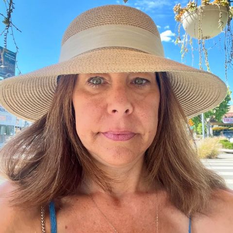 Sarah6738 is Single in Fort Walton Beach, Florida, 3