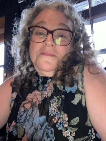 DebKing is Single in Conception Bay South, Newfoundland and Labrador, 2