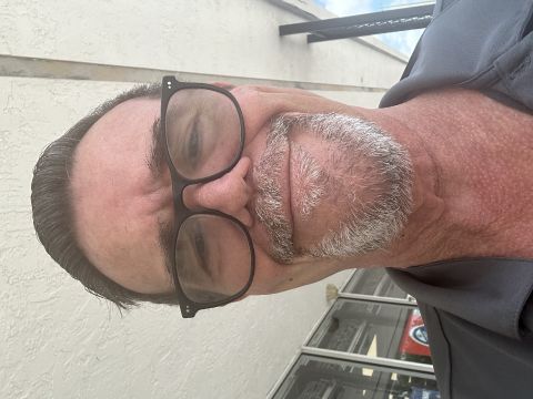 AntonioM64 is Single in Miami, Florida, 2