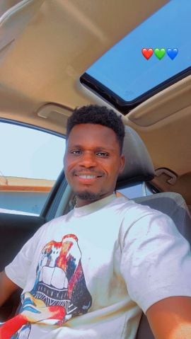 Emmanuel723456 is Single in Camden, England, 2