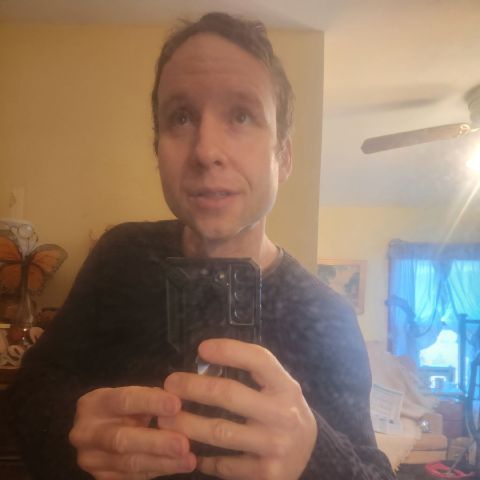 Brent2Tim215 is Single in Shenandoah, Virginia, 5