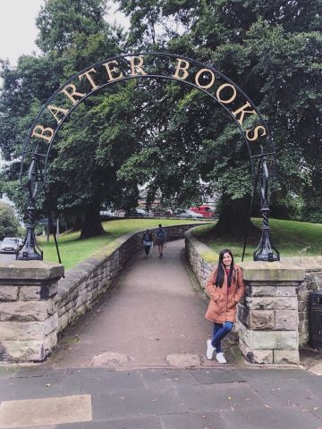 LilianeR40 is Single in Boca Ratom, Florida, 6