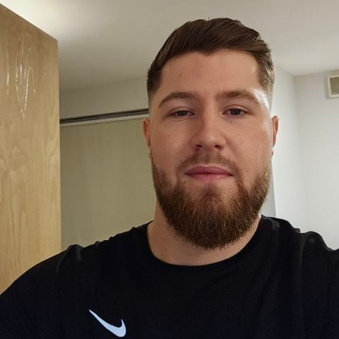 J0shua7 is Single in Manchester, England, 2