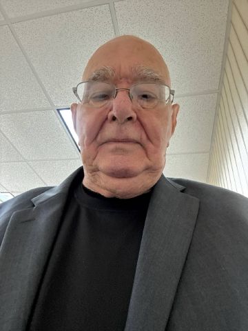 John11039 is Single in Wylie, South Dakota, 2