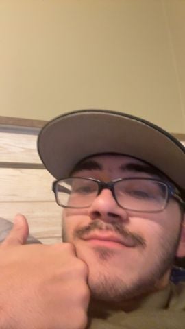 ToryT03 is Single in Youngsville, Louisiana, 3