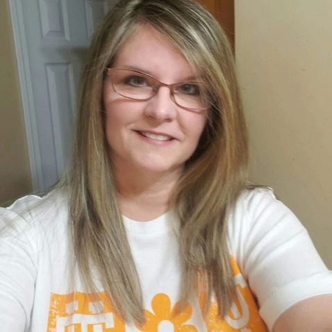 Maggie506 is Single in overlan Park, Kansas, 2