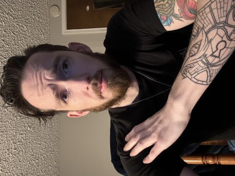 dhauser is Single in Vernon, Connecticut, 2