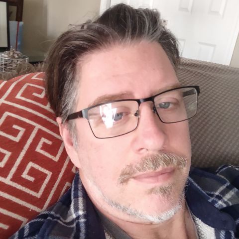 MattyM77483064 is Single in Rochester, Michigan, 3