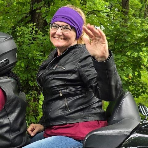 Jami79 is Single in Remington, Indiana, 4