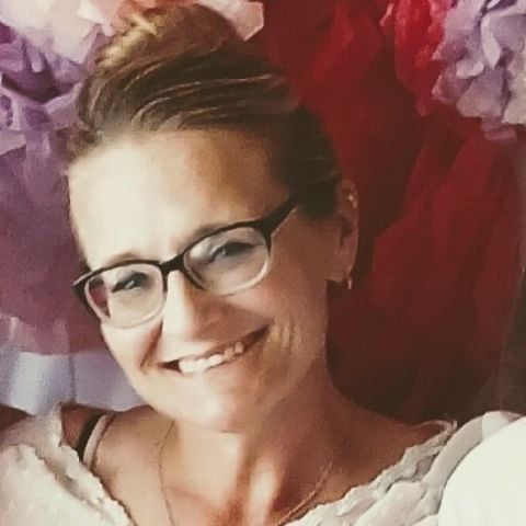 Jami79 is Single in Remington, Indiana, 5