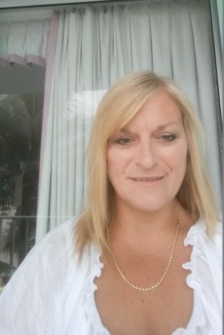 lorie95 is Single in Silver Springs, Florida, 3