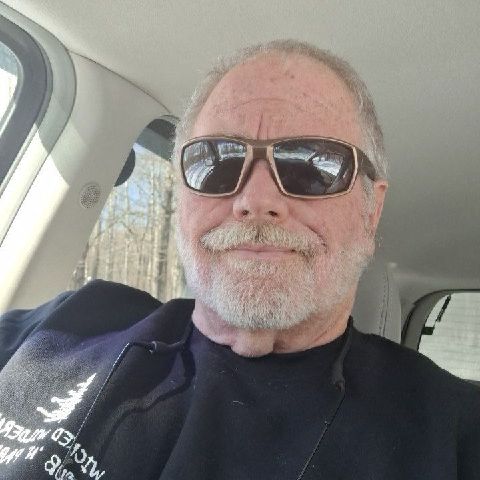 Thomasmlegg is Single in Davis, West Virginia, 3