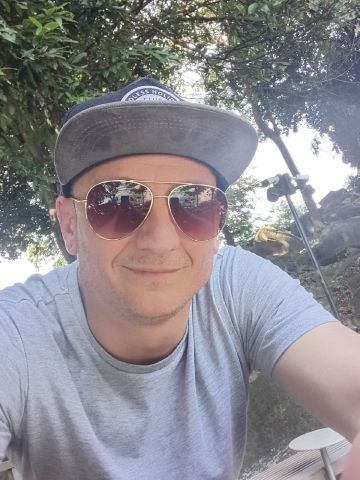 HenryAn is Single in los angeles, California, 3