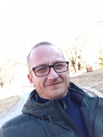 HenryAn is Single in los angeles, California, 4