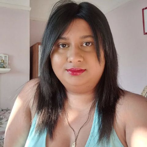 Mariaysndkfm is Single in Ilford, England, 4