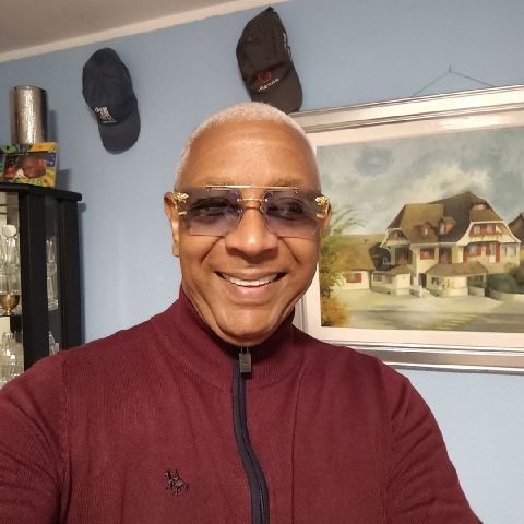 Hernandez98 is Single in Rhinelander, Wisconsin, 4