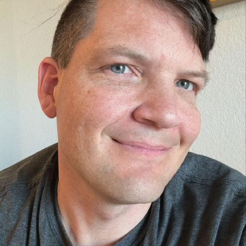 Benton77 is Single in Philadelphia, Pennsylvania, 2