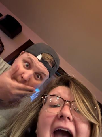 Mikef21 is Single in Newell, Pennsylvania, 1