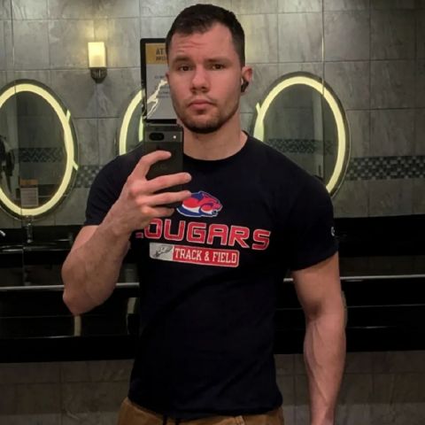 Thomas4440 is Single in Sioux Falls, South Dakota, 4