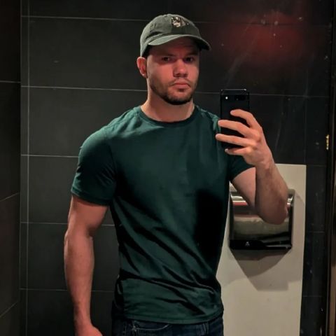 Thomas4440 is Single in Sioux Falls, South Dakota, 5