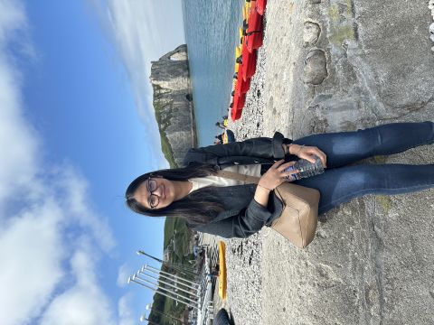 Lona_