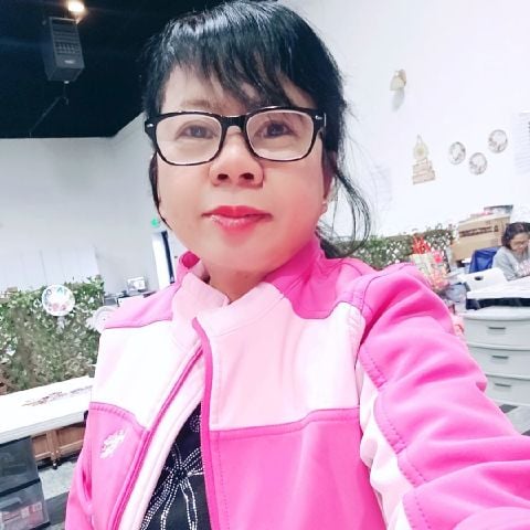 Helen041 is Single in Milpitas, California, 3