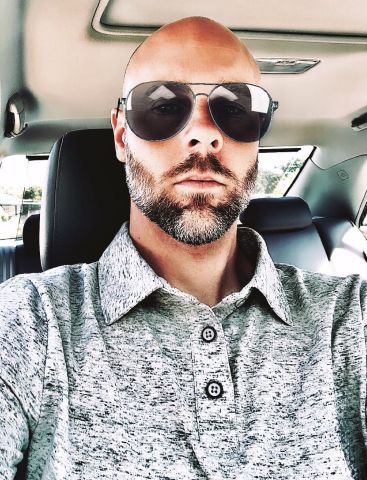 Crosslove47 is Single in SAN LORENZO, California, 8