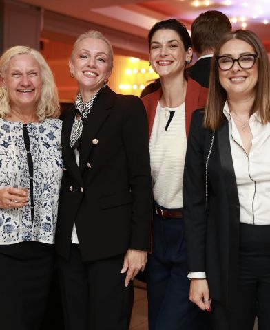 Asheakniny21 is Single in CORAL SPRINGS, Florida, 4