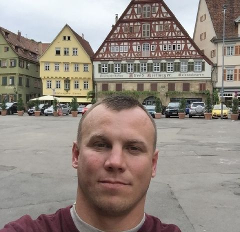 Thomas2822 is Single in NASHVILLE, South Carolina, 3