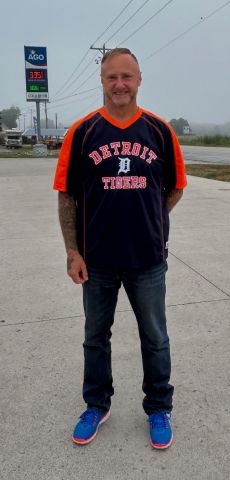DJmuskegon is Single in Muskegon, Michigan, 4