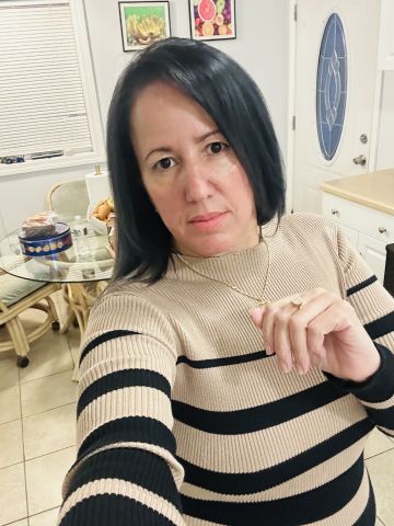 mariacandioo is Single in waterbury, Connecticut, 3
