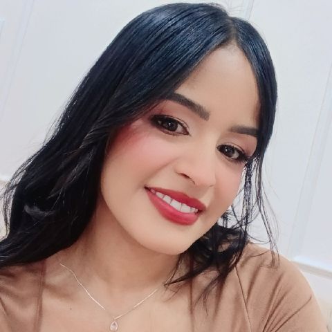 Bruna913 is Single in Miami, Florida, 3