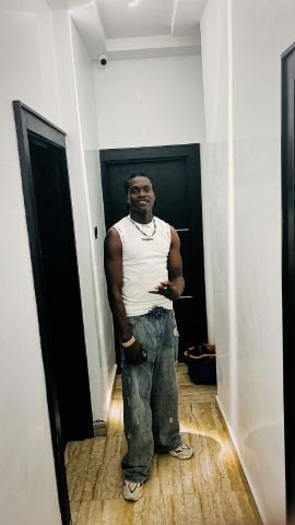 Holy3inner is Single in Atlantic City, New Jersey, 3