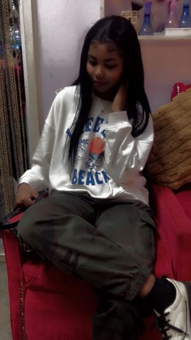 Dynn is Single in Baltimore, Maryland, 3