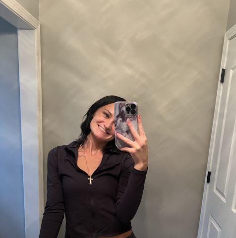 Mckenziecross is Single in mountmorris, Michigan, 4