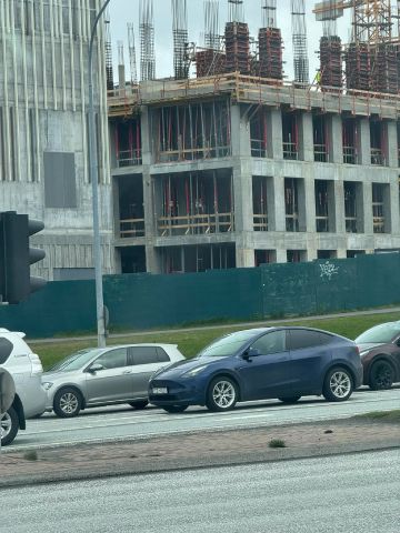 Niko777 is Single in Varna, Varna, 6