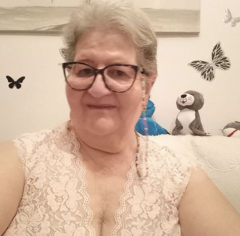 Countrygirl10157 is Single in AIRWAY HEIGHTS, Washington, 4