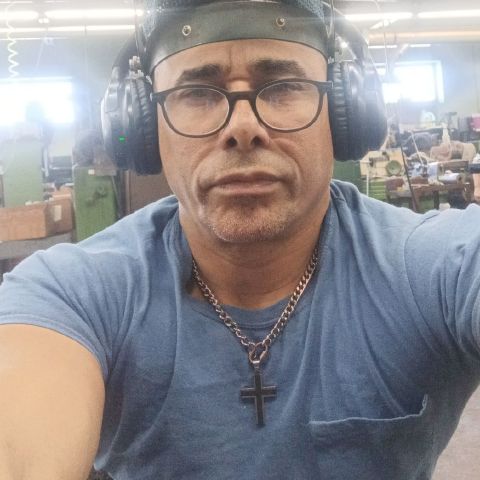 Luis_Magdiel is Single in Hartford, Connecticut, 4