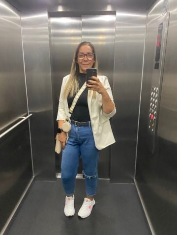 MarciaMontes is Single in Boston, Massachusetts, 5