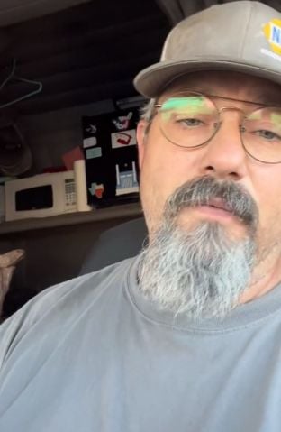 charles35smith is Single in Chesapeake, Virginia, 4