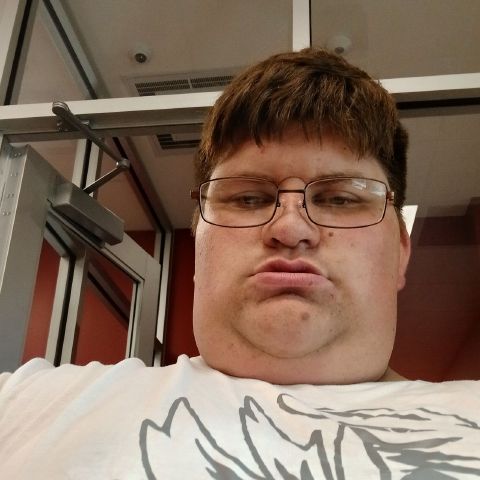 Kaleb24 is Single in Independence, Missouri, 4