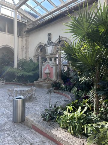 damamontero28 is Single in Harrisburg, South Dakota, 5