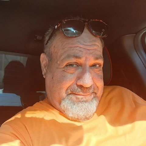 PutGodfirst471 is Single in CHICAGO, Illinois, 3